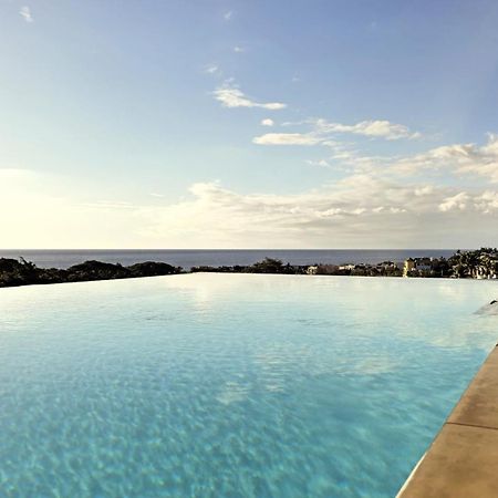 Luxury Penthouse With Infinity Pool & Stunning Sea View Lägenhet Flic-en-Flacq Exteriör bild